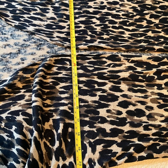 Leopard Print Long Cardigan - Picture 5 of 6